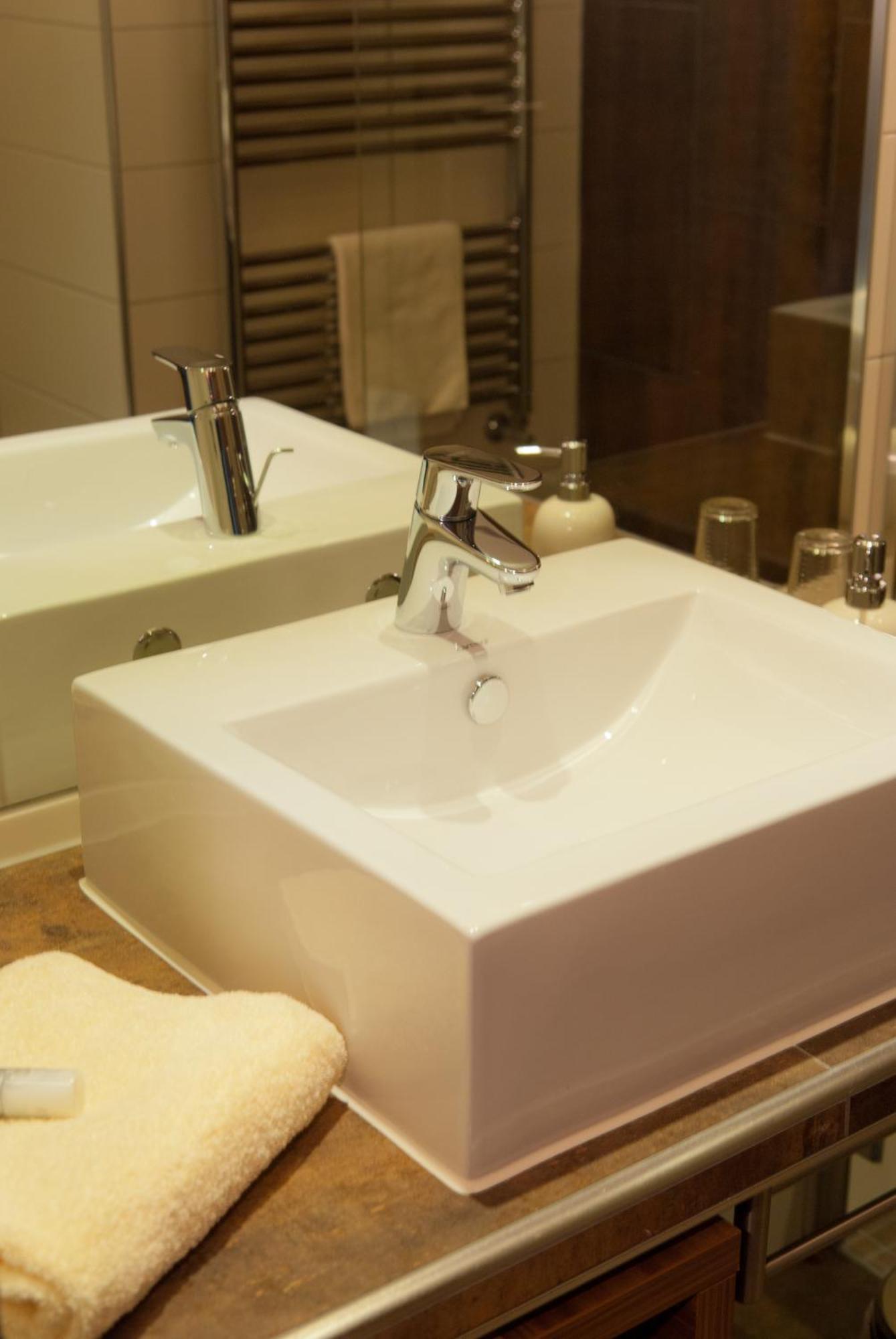Hotel Sentio Vohringen  Bagian luar foto